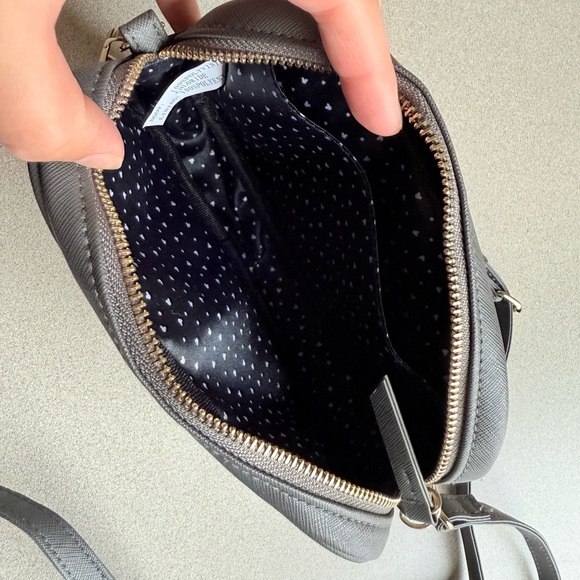 Pandora x Disney Grey Crossbody Bag with Gold Accents 🛍️Like New🛍️ - Picture 3 of 3